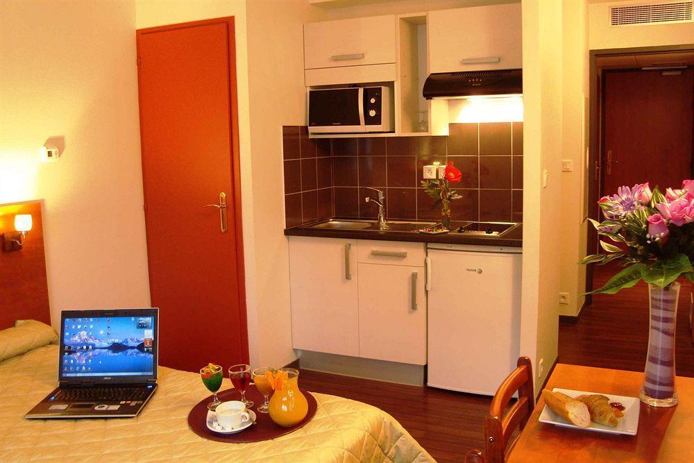 Residence Du Soleil Лурд Экстерьер фото